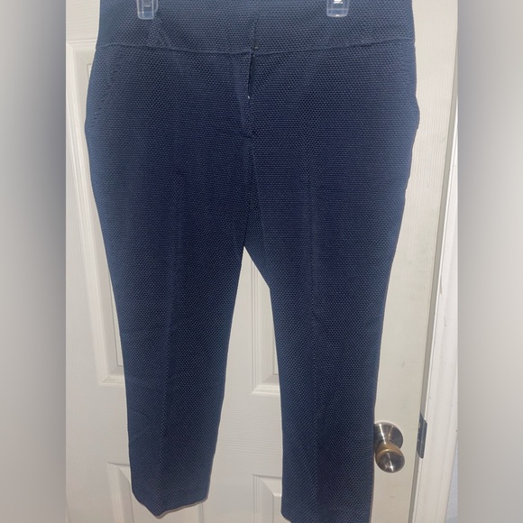 Old Navy capri pants size 12, navy blue - Picture 1 of 2